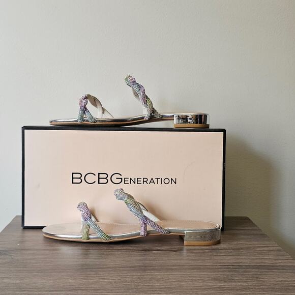 BCBGeneration Women's Dastin Sandals Size 8 Silver Rainbow NWT - Picture 1 of 8